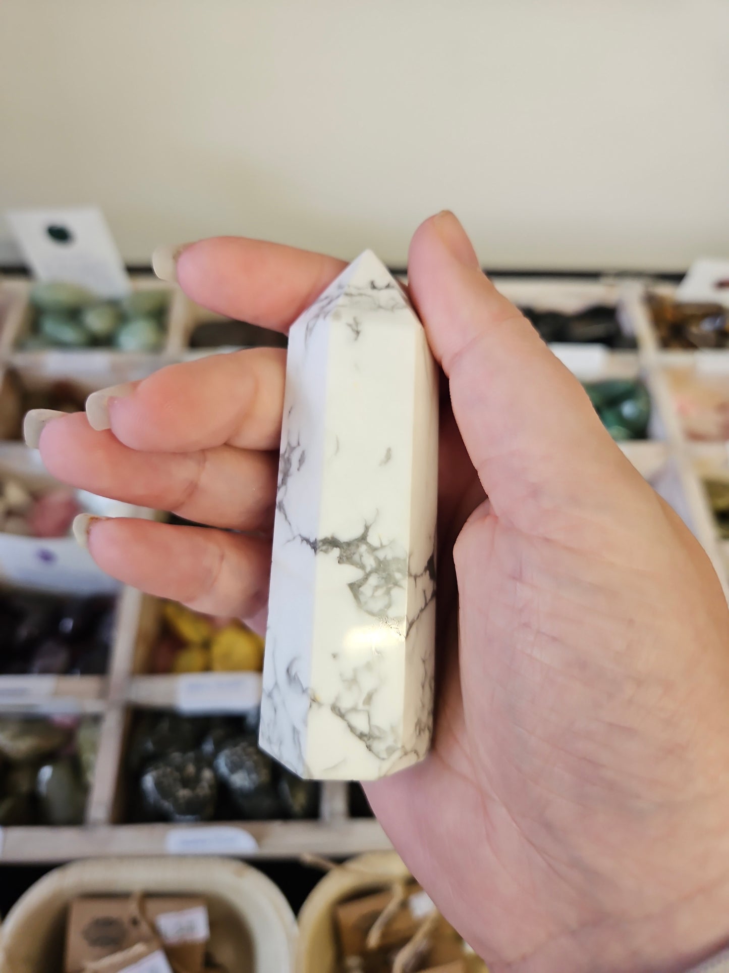 π€ Calm & Focus with White Howlite Point