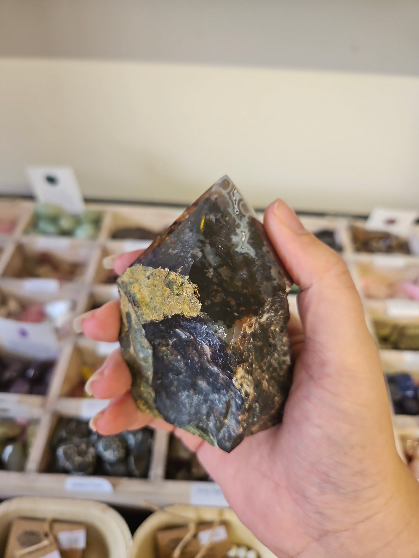 π Protect & Awaken with Black Moonstone Point (Rough & Polished)