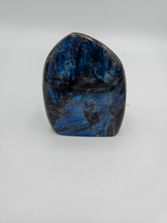 🌌 Awaken & Transform with Labradorite Freeform