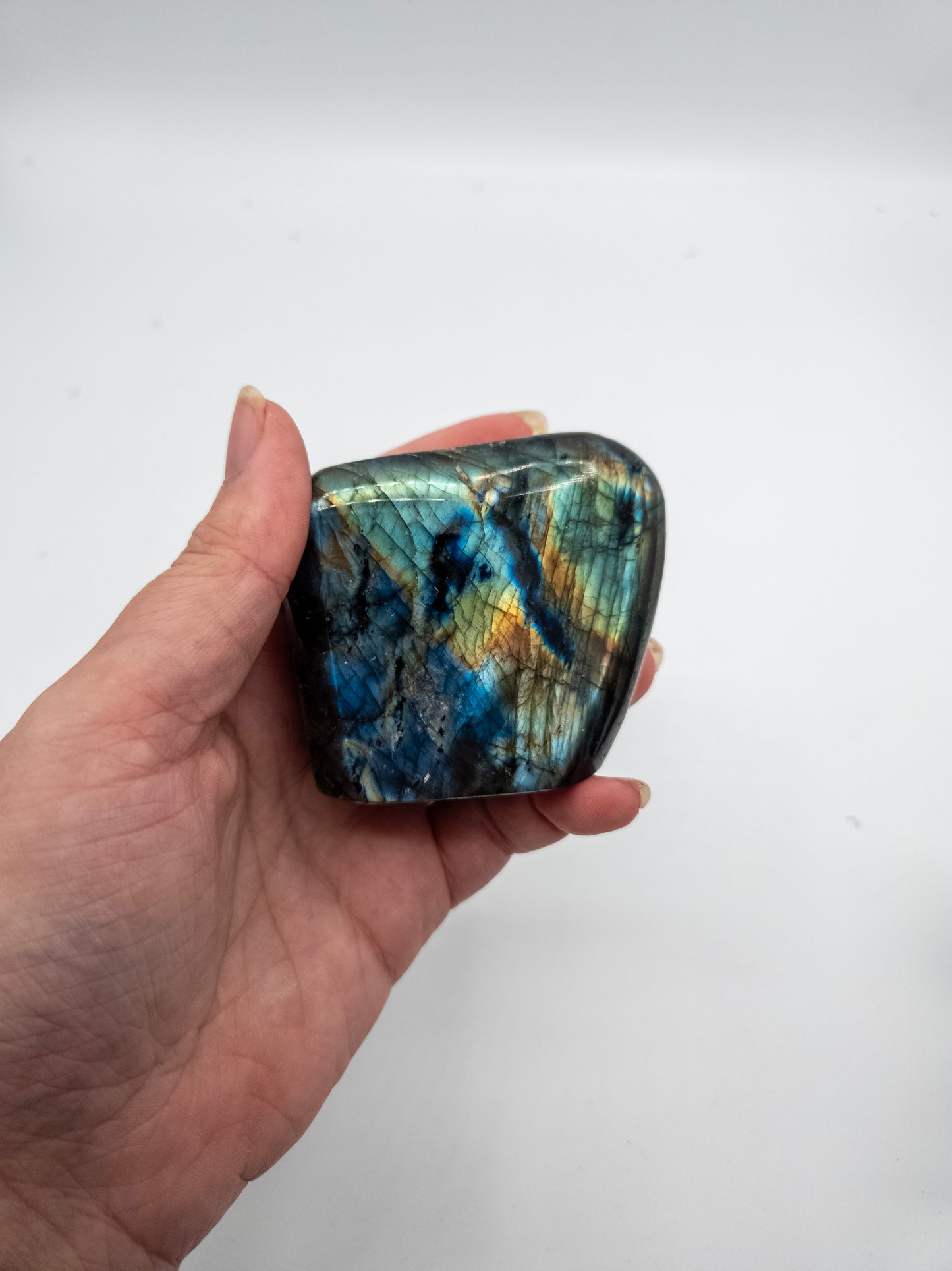 🌌 Awaken & Transform with Labradorite Freeform