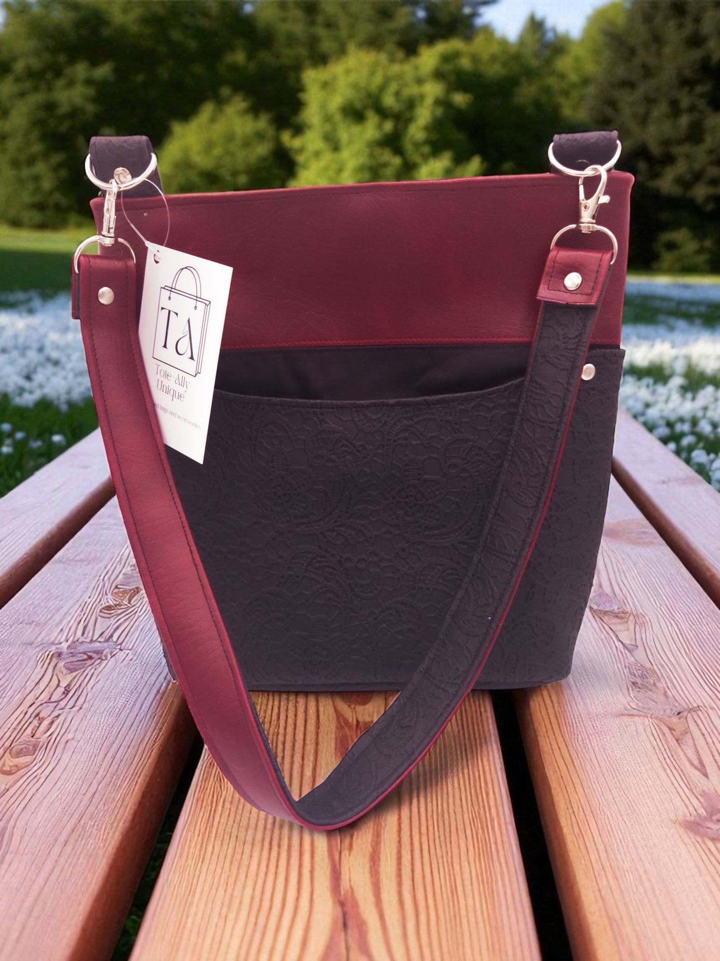 The Elizabeth Shoulder Strap Handbag