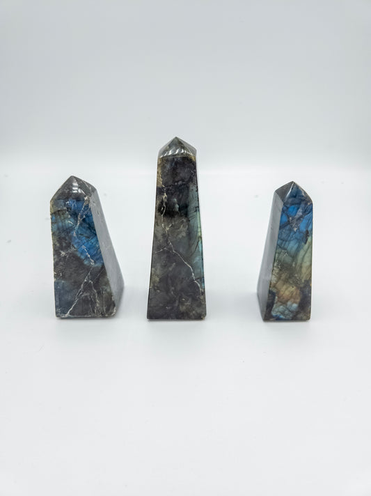 🌌 Transformation & Intuition with Labradorite Tower Point