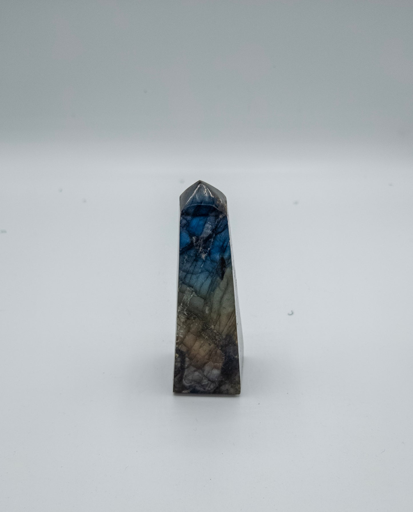 🌌 Transformation & Intuition with Labradorite Tower Point